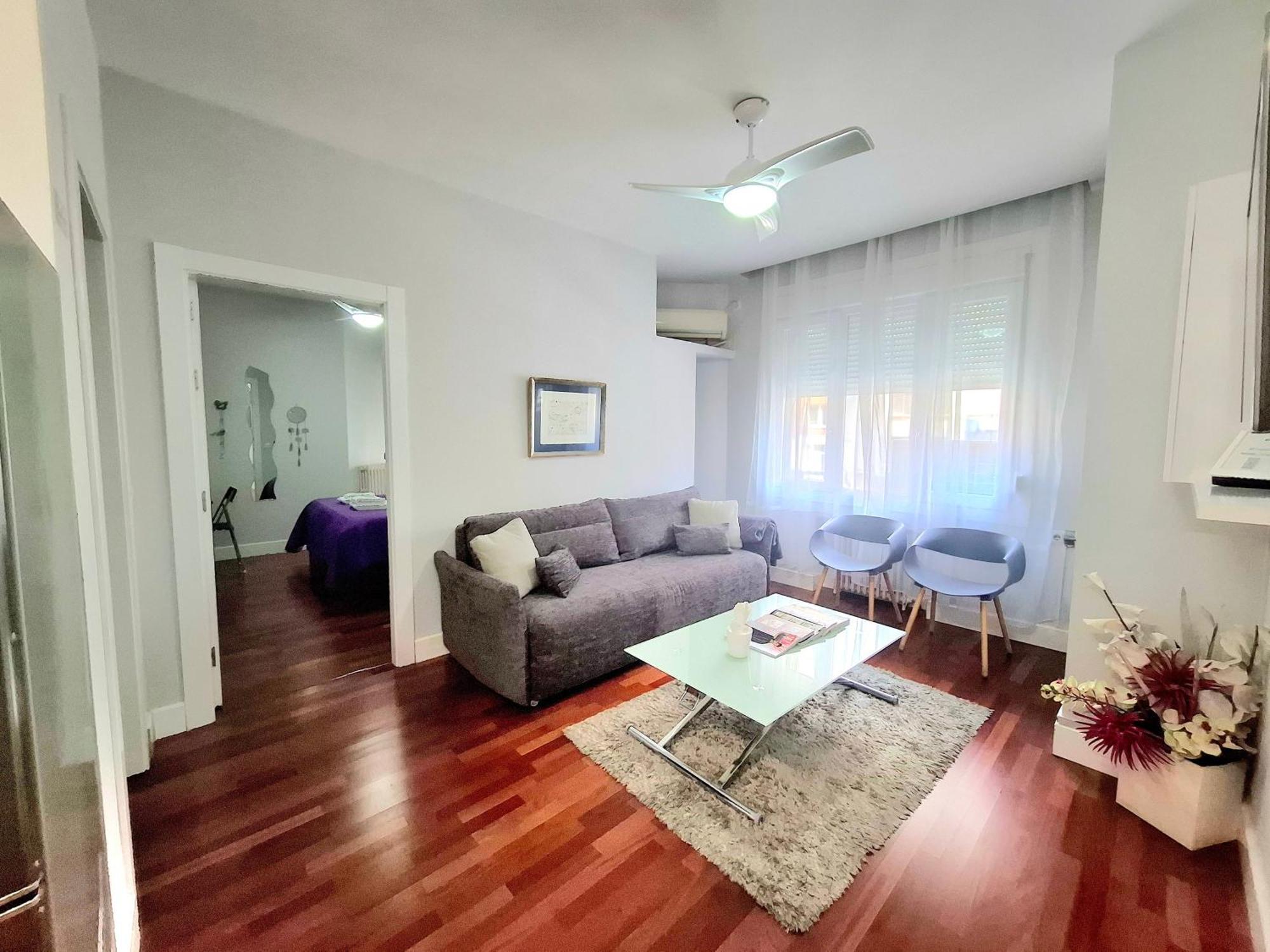 Gran Via - Excellent Apartamento Temporal, Madrid